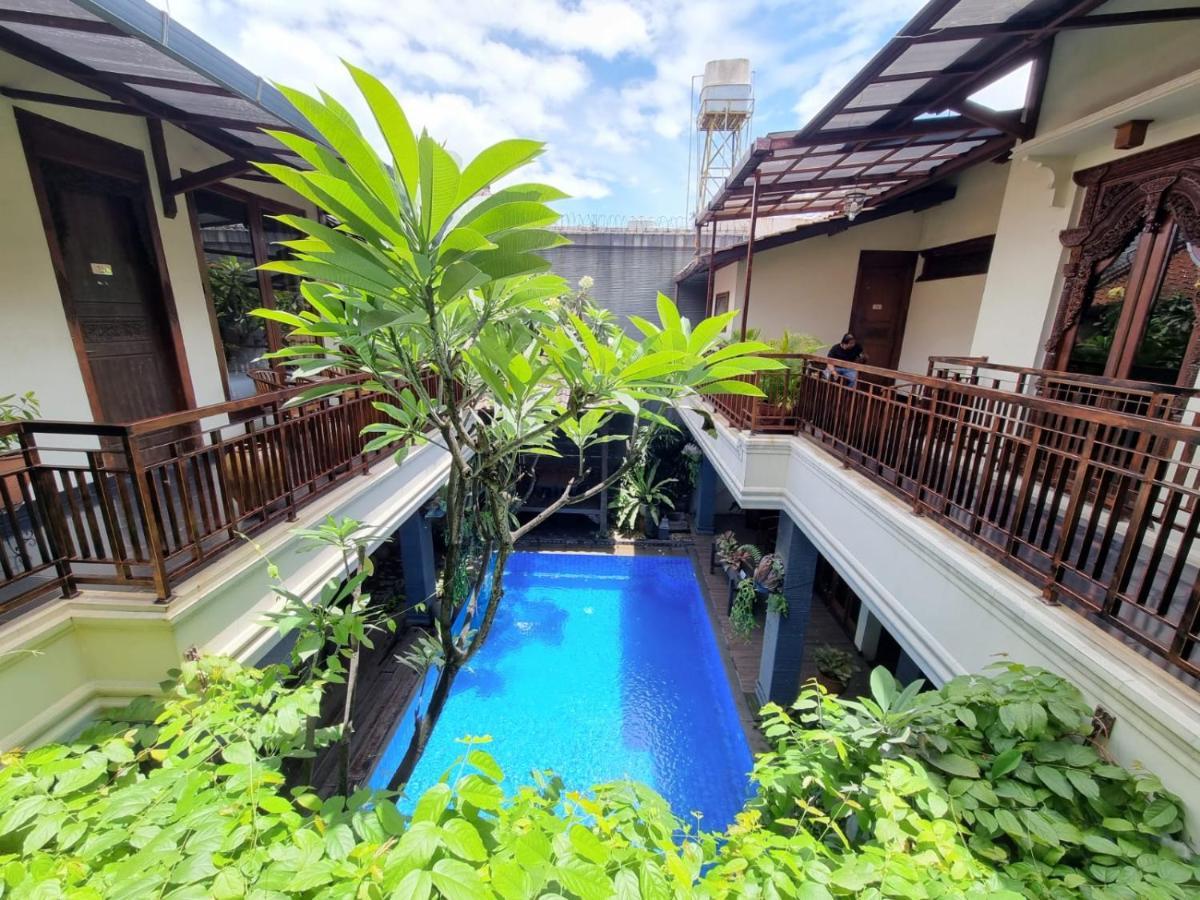 Wisma tamu Keraton Jakarta